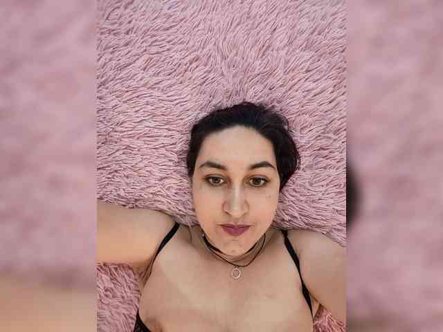 LadyChokoladka webcam