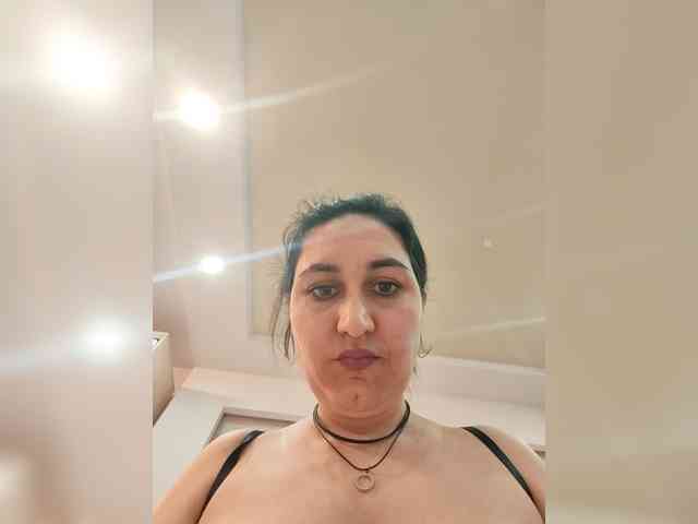 LadyChokoladka webcam