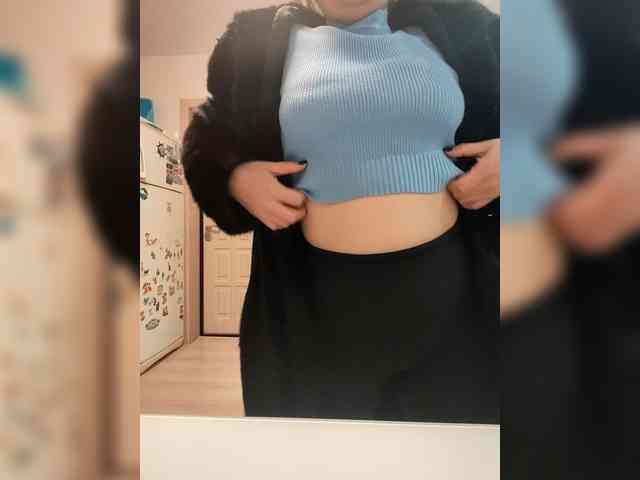 LadyChokoladka webcam