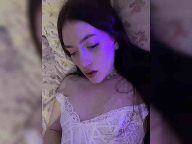 Alicedoll7 Live Webcam on BongaCams