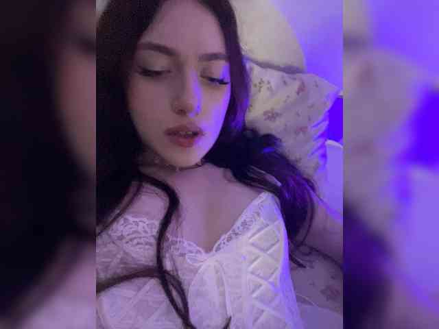 Alicedoll7 Live Webcam on BongaCams