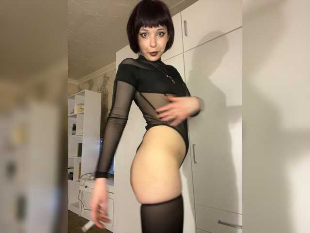 Piterskaya02's BongaCams show and profile