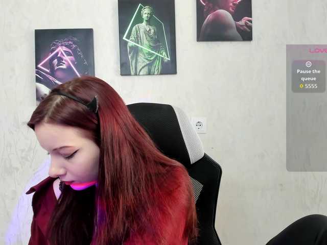 AuroraKane's BongaCams show and profile