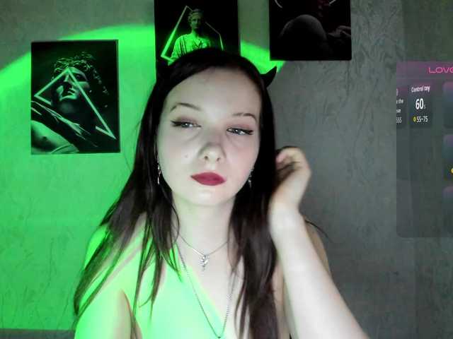 AuroraKane's BongaCams show and profile