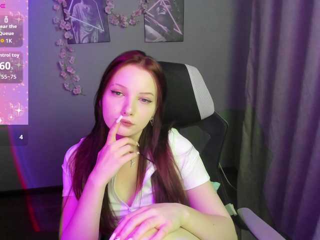 AuroraKane's BongaCams show and profile