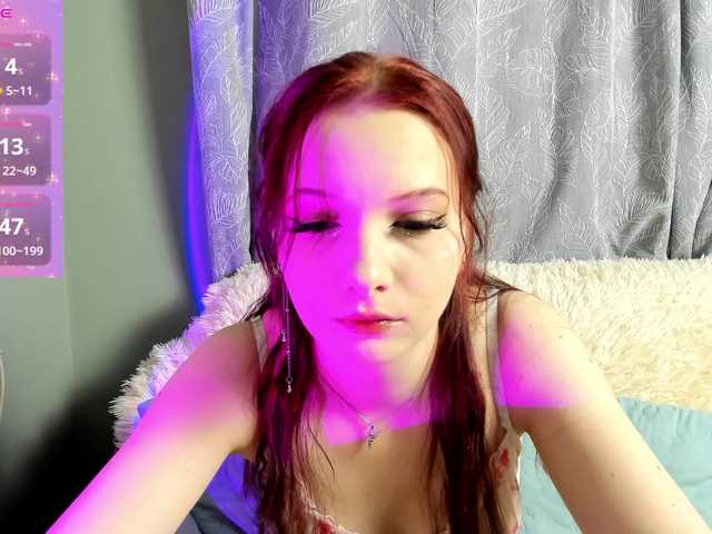 AuroraKane's BongaCams show and profile