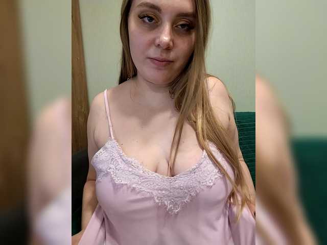 Malina2012's BongaCams show and profile