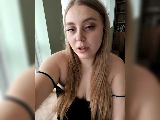 Malina2012's BongaCams show and profile