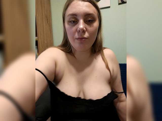 Malina2012's BongaCams show and profile