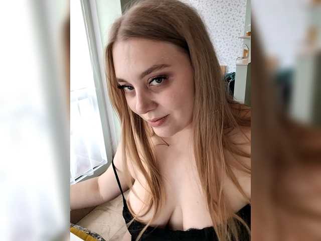 Malina2012's BongaCams show and profile