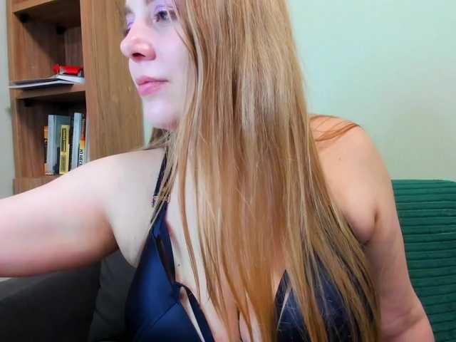 Malina2012's BongaCams show and profile