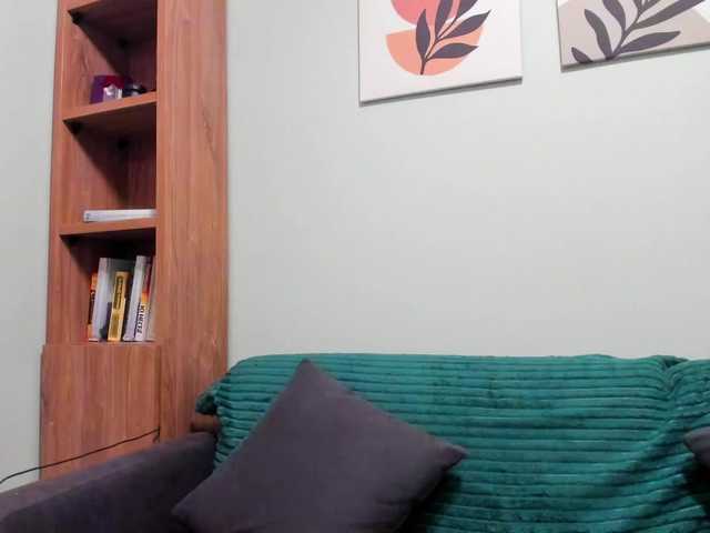 Malina2012's BongaCams show and profile