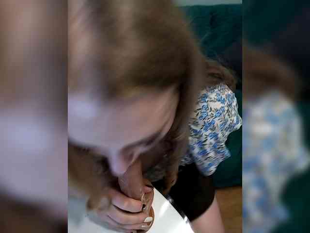 Malina2012 Live Webcam on BongaCams