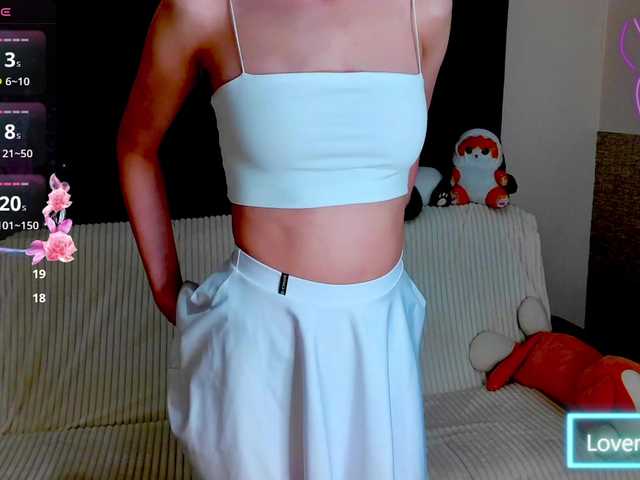 layladiar's BongaCams show and profile