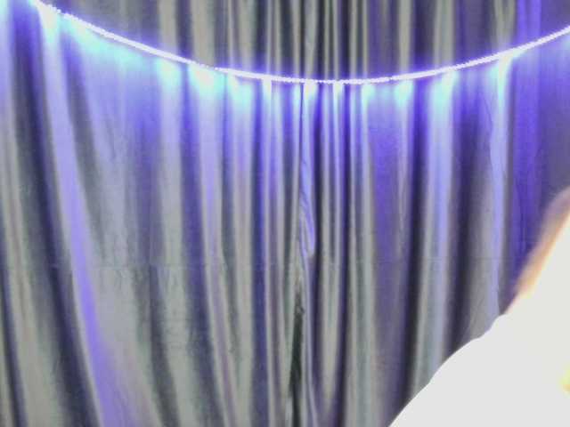 layladiar webcam stream