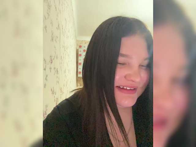 Annyshka-1's BongaCams show and profile