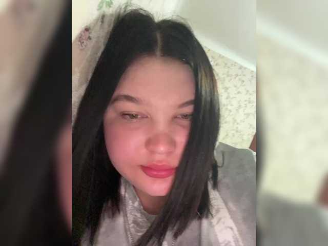 Annyshka-1's BongaCams show and profile