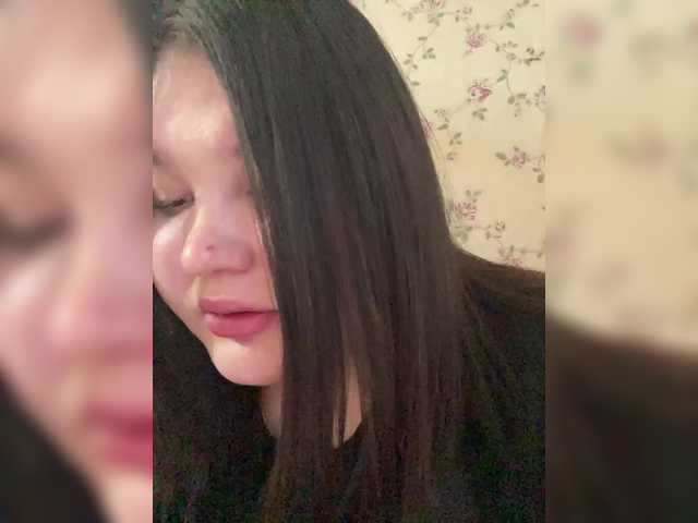 Annyshka-1's BongaCams show and profile