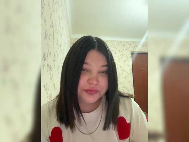 Annyshka-1's BongaCams show and profile
