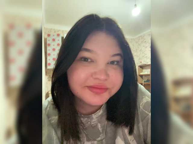 Annyshka-1's BongaCams show and profile