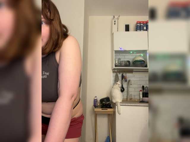 Sex chat gratuit in direct cu radianttwoX pe BongaCams