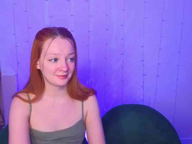 radianttwoX Live Webcam on BongaCams