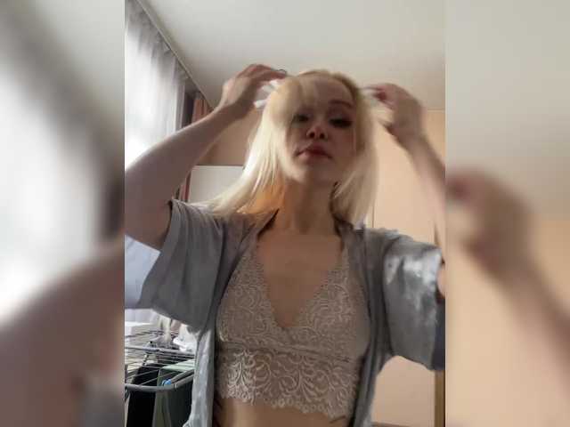 freakfarm's BongaCams show and profile