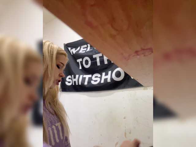 freakfarm's BongaCams show and profile