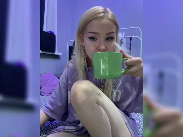 freakfarm's BongaCams show and profile