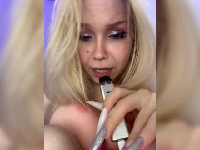 freakfarm's BongaCams show and profile