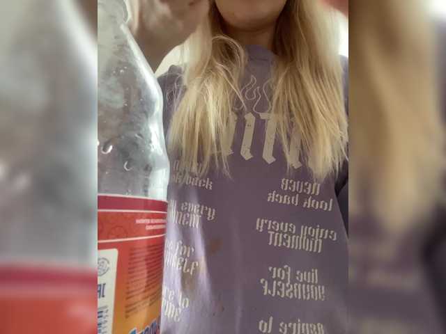 freakfarm's BongaCams show and profile