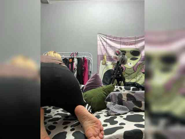 freakfarm Live Webcam on BongaCams