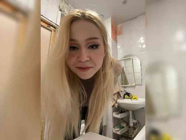 freakfarm Live Webcam on BongaCams