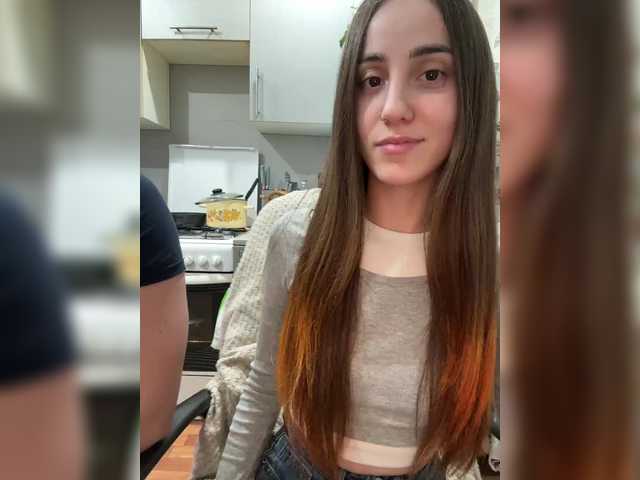 SweetPussies's BongaCams show and profile