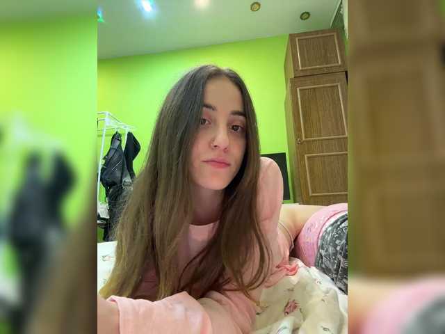 SweetPussies's BongaCams show and profile