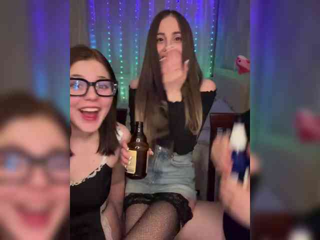 SweetPussies_andDick webcam