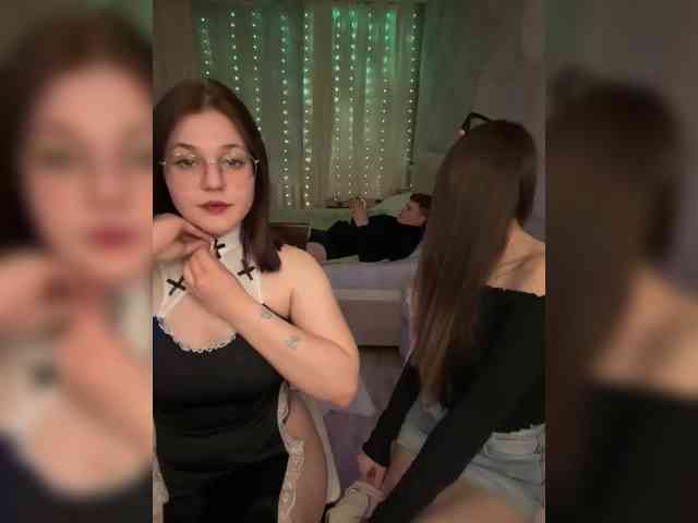 SweetPussies_andDick webcam