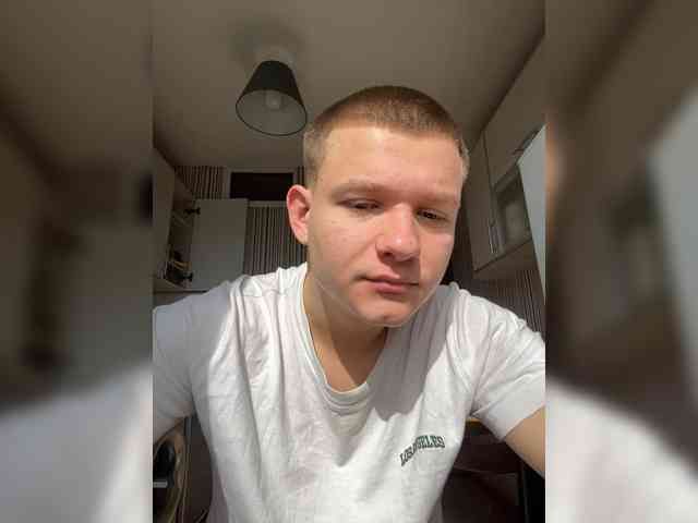 SashaGodwiewir SashaGodwiewir