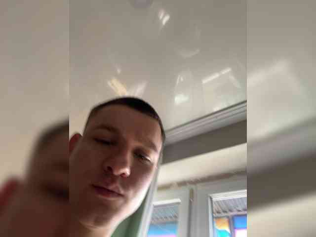 SashaGodwiewir SashaGodwiewir