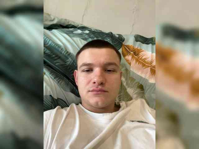 SashaGodwiewir SashaGodwiewir