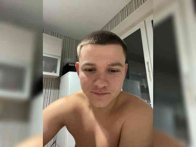 SashaGodwiewir SashaGodwiewir