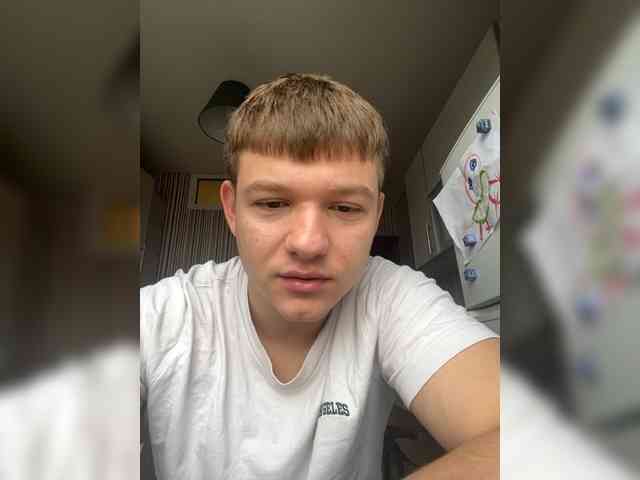 SashaGodwiewir SashaGodwiewir