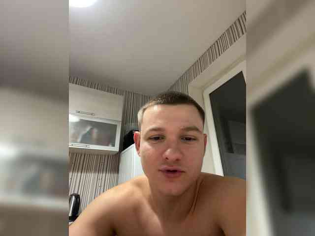 SashaGodwiewir SashaGodwiewir