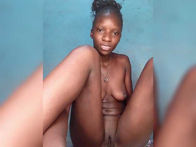 Reanaprekky's BongaCams show and profile