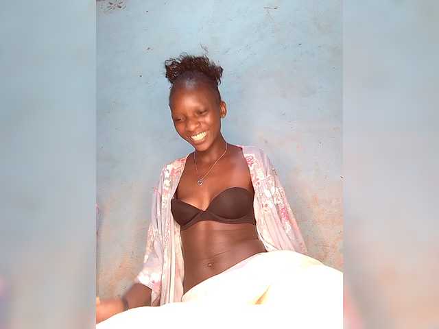 Reanaprekky's BongaCams show and profile