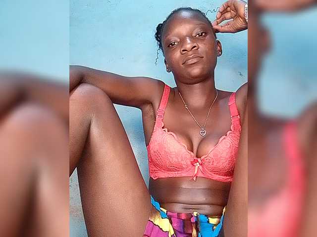 Reanaprekky's BongaCams show and profile