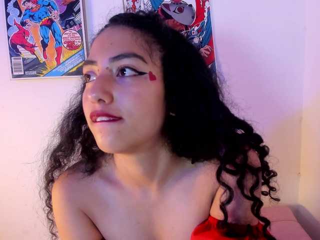 Nia-DAmore's BongaCams show and profile
