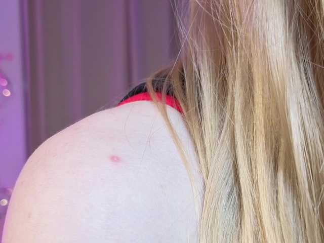 JaneBlaze's BongaCams show and profile