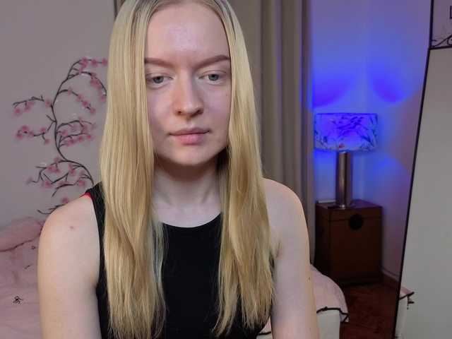 JaneBlaze — Hey hey! Goal: HANDS UP ITS POLICE (Wanna see my belly?)!    @remain tkns left 