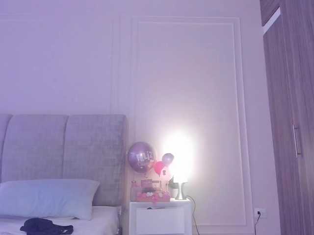 PenelopeSaenz's BongaCams show and profile